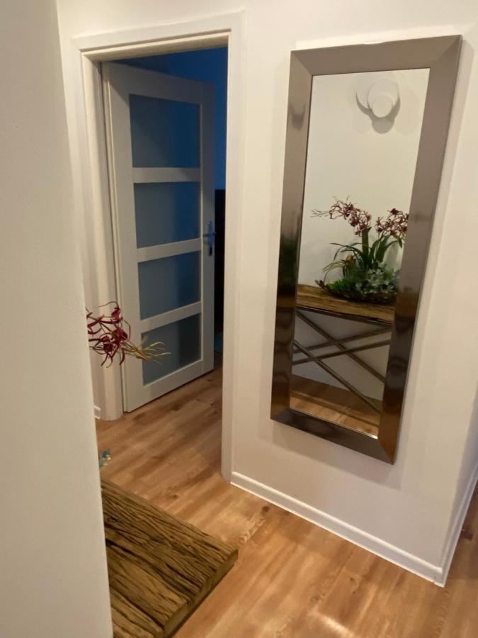 Apartament.Wolnosc Apartment Varşovia Exterior foto