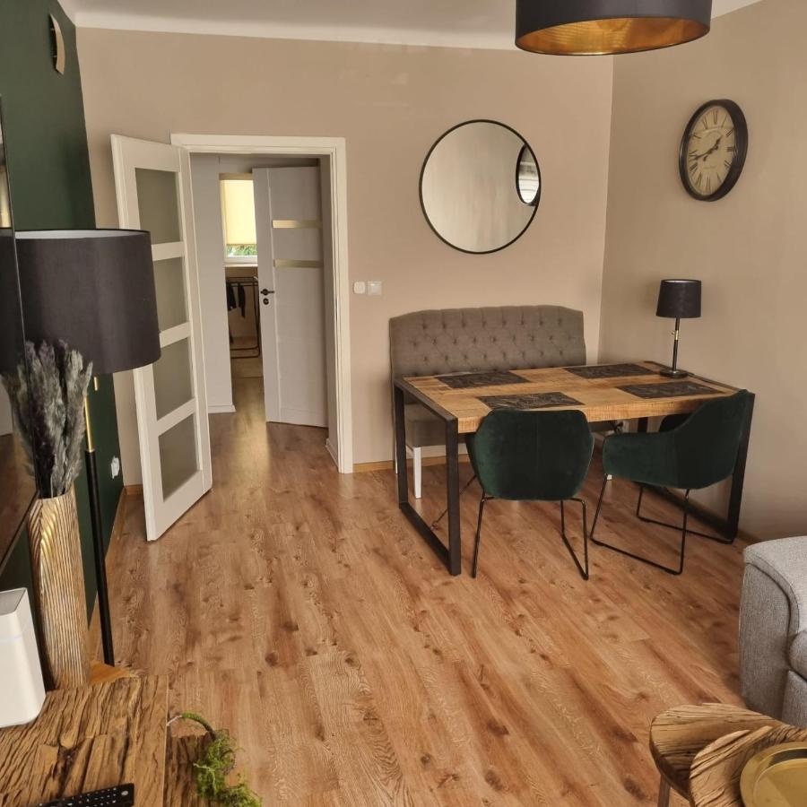 Apartament.Wolnosc Apartment Varşovia Exterior foto